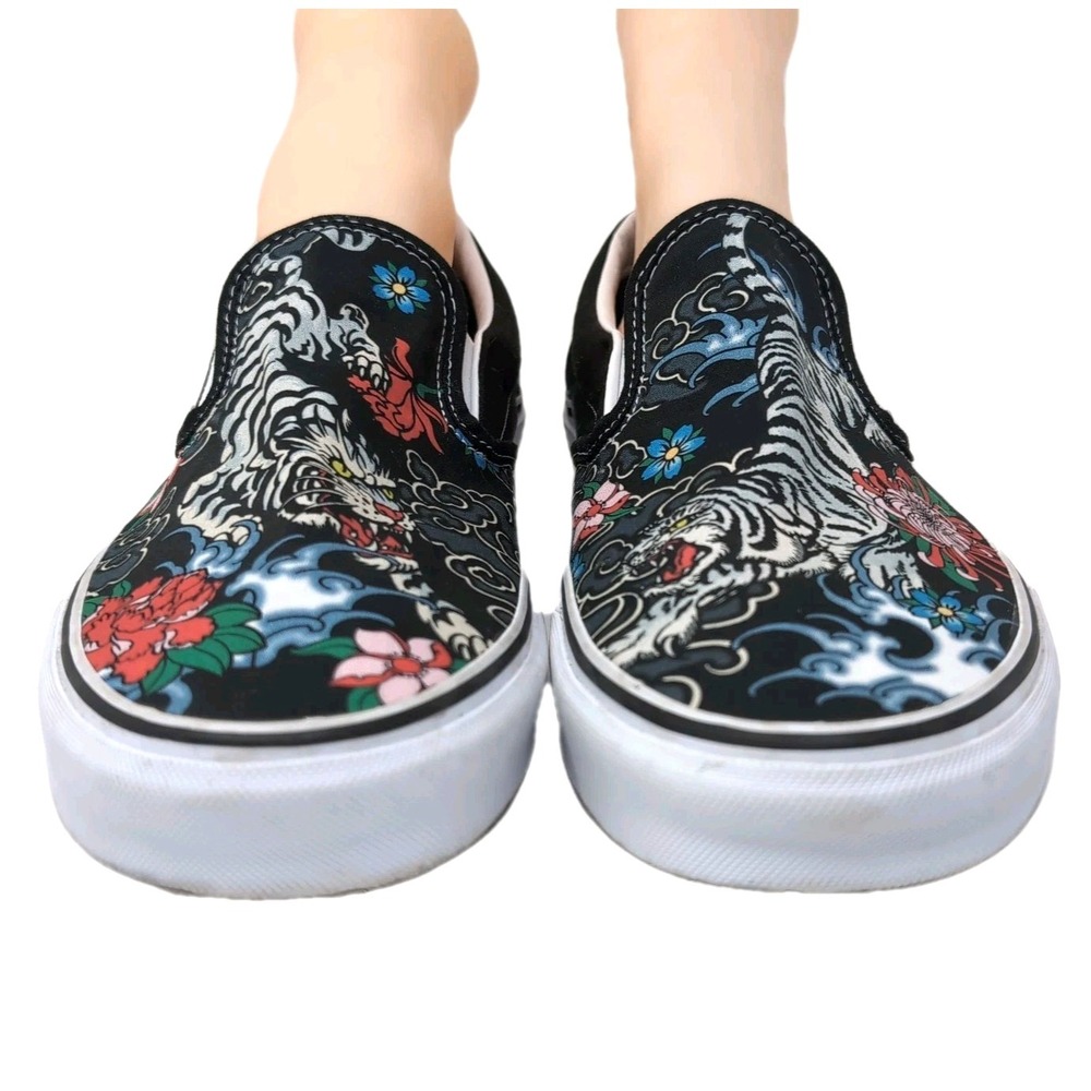 Vans Classic Skate Shoes Tattoo Tiger Mens 11.5 Womens 13 Black Slip-On Low Top - Picture 2 of 12